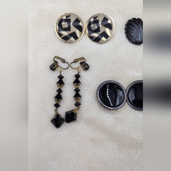 B3G1 SALE Vintage Retro 80s Earrings Black Lot of 7 Clip On and Pierced - Picture 2 of 10